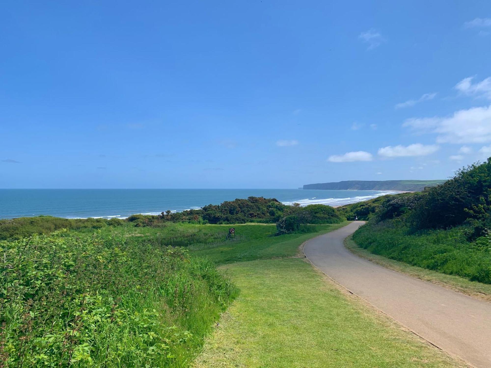 The Lake House At The Bay Filey, Sleeps 4, 1 Dog Welcome For Free Too Екстериор снимка